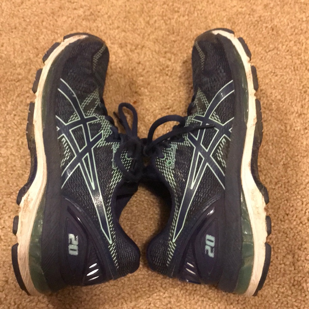 ASICS Gel Nimbus (this years style)